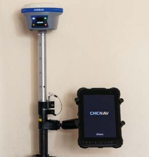 8 Inch Sunlight-Viewable Screen CHCNAV Android Tablet CHC LT700 Rugged Android Tablet