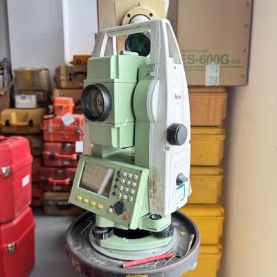 Leica TS09 Total Station with 5.0″ Capacitive Multi-Touch Display 1000m Non Prism Distance and USB Port Integration