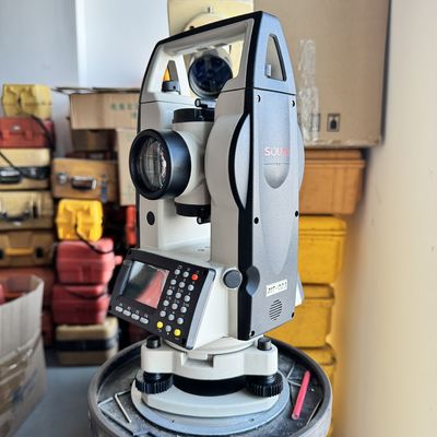 Νότια μάρκα Ηλεκτρονικός Ψηφιακός Θεοδόλιτος NT-023 IP54 Αδιάβροχος Επίπεδο Ηλεκτρονικός Ψηφιακός Θεοδόλιτος επαναφορτιζόμενη μπαταρία 1° ή 1gon Οριζόντιος κύκλος και υψηλή ακρίβεια